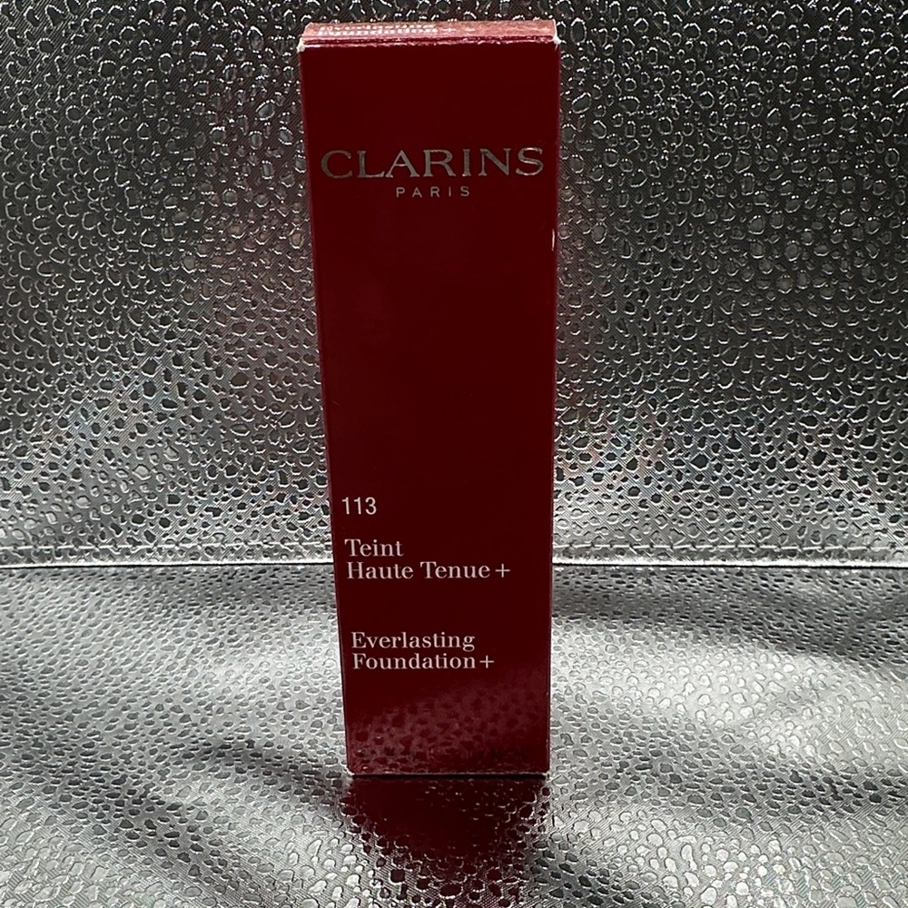Clarins Paris Teint Haute Tenue+ in Deep Red